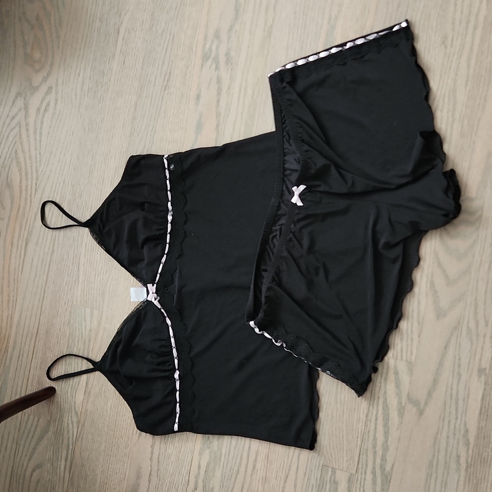 2 piece XL California Dynasty Vintage Camisole with black lace/pink ribbons